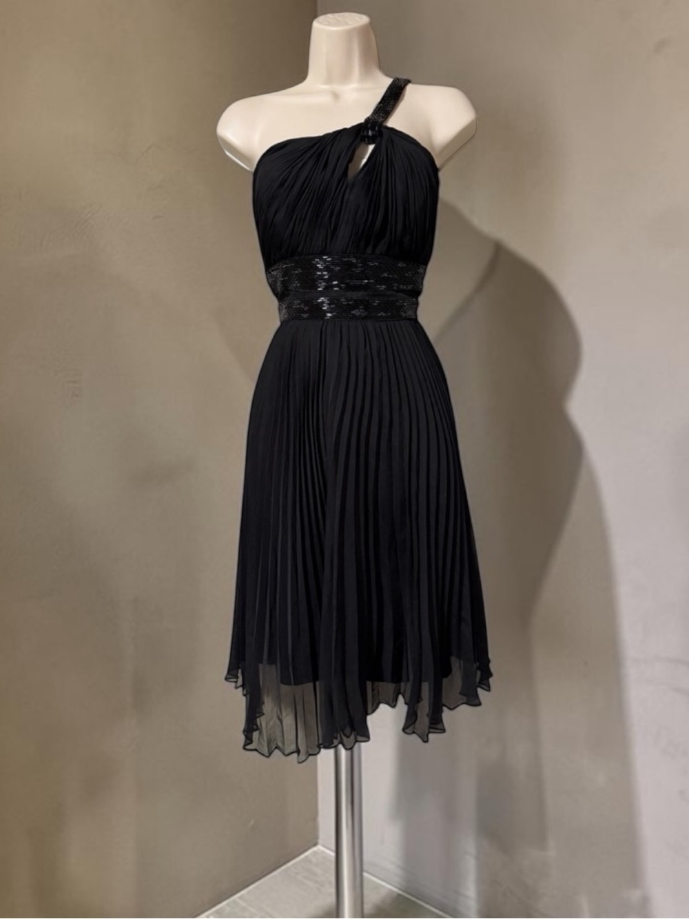 Julian Joyce by Mandalay Black Pleated One-Shoulder Dress - Size 4 Archival